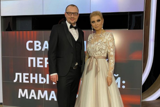 Лена Ленина пришла на шоу к Малахову и рассказала о свадьбе, платье за 10 млн и профессии мужа Лена Ленина пришла на шоу к Малахову и рассказала о свадьбе, платье за 10 млн и профессии мужа