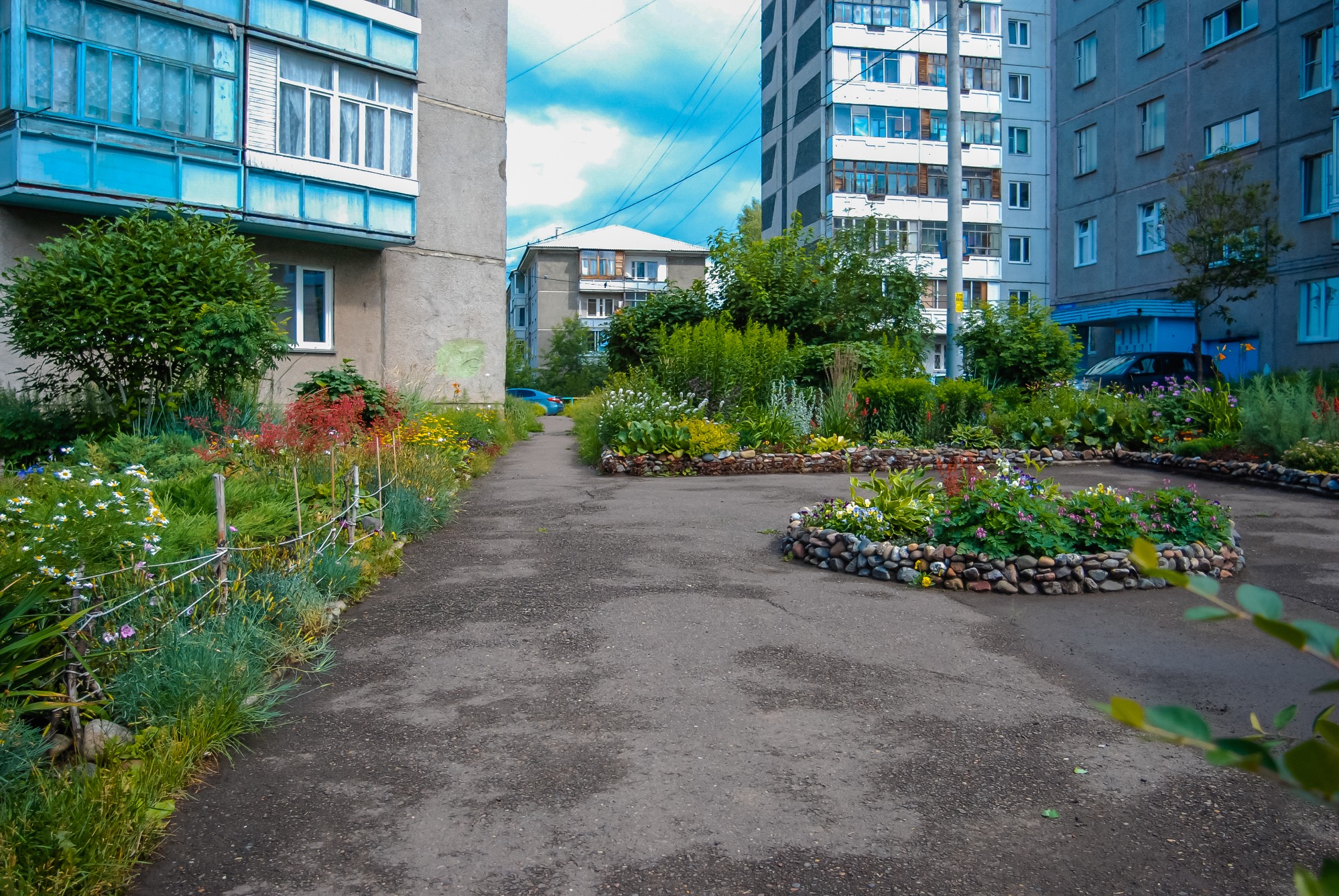 Городской двор картинка