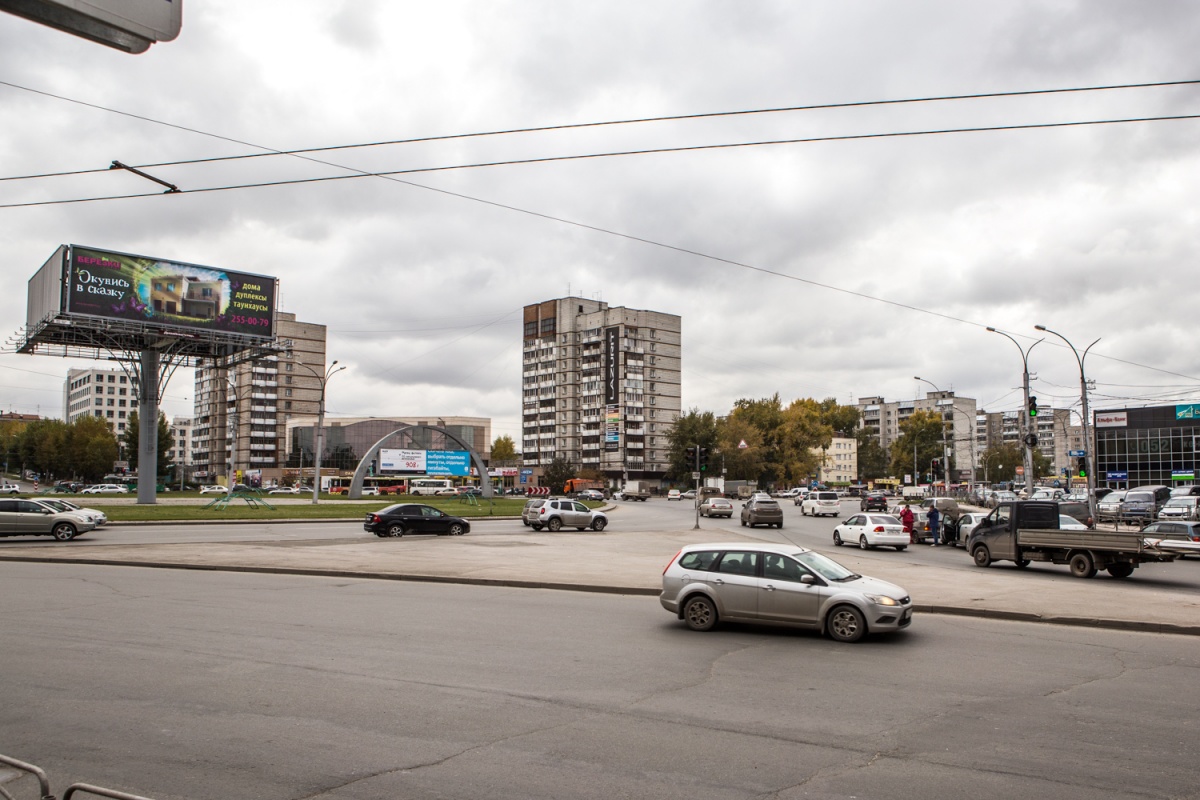 площадь труда новосибирск фото