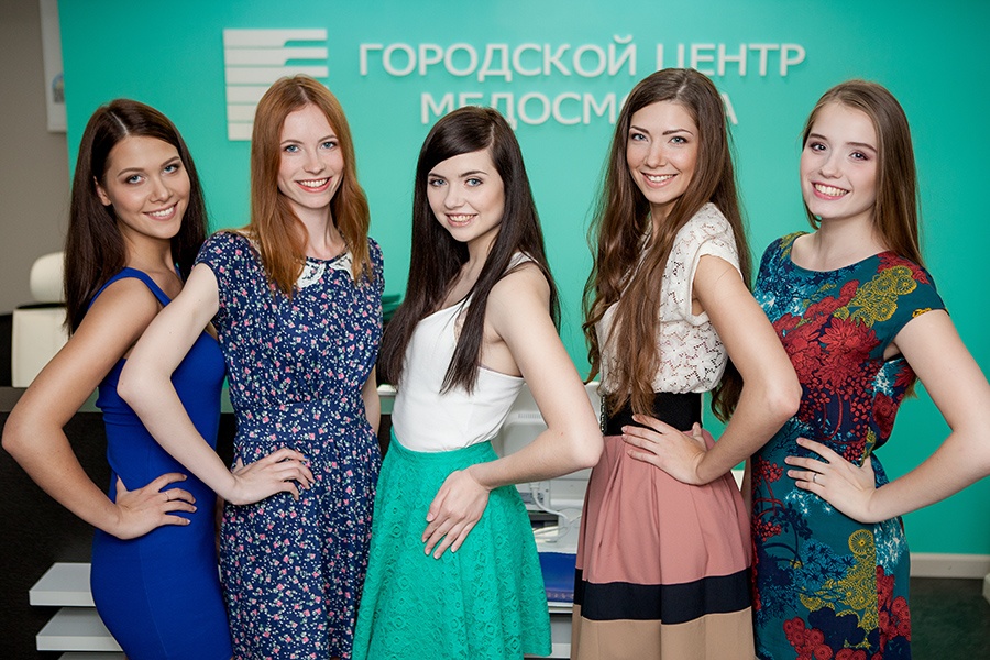 что секс с телеведущей в прямом эфире кончают в лицо Полностью разделяю Ваше мнение