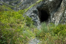 Кадилинские пещеры