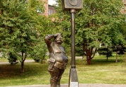 Памятник светофору
