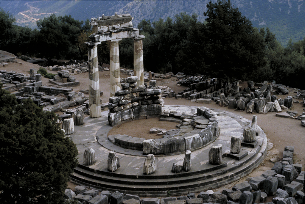 Древний город Дельфы (Delphi): фото и описание 