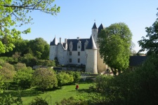 Замок Риво (Rivau)
