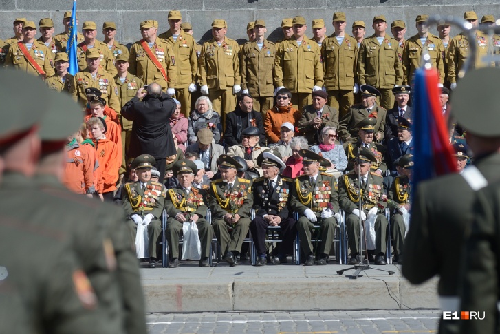 На праздновании Дня Победы на центральных улицах Новокузнецка будет присутствовать малая часть ветеранов На праздновании Дня Победы на центральных улицах Новокузнецка будет присутствовать малая часть ветеранов