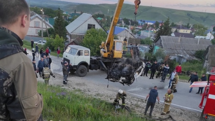 «Костер с людьми»: публикуем видео пожара в Самарской области, в котором погибло 5 человек