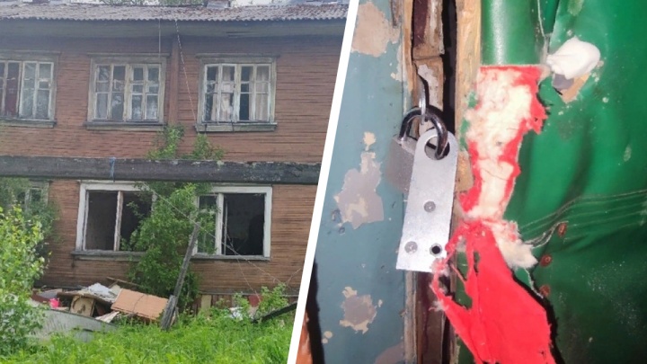 В Архангельске начали разбирать аварийный дом. Но из него не съехали жильцы