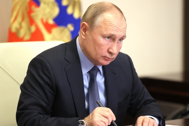 Путин участвует в заседании Совета по развитию гражданского общества и правам человека по видеосвязи