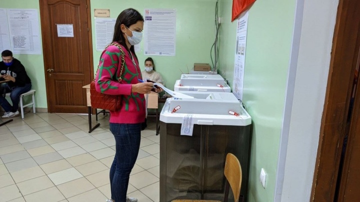 Мэра, двух депутатов и безработную жительницу Коми зарегистрировали на выборы главы Усольского района