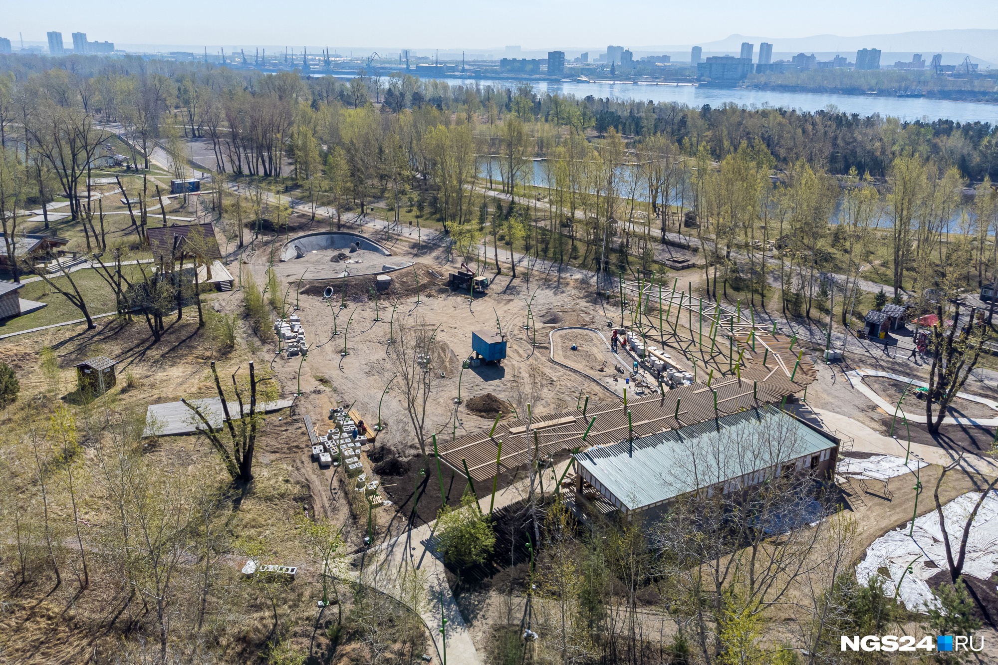 Площадка за 118 миллионов должна быть очень интересной. <a href="https://ngs24.ru/text/gorod/2021/07/14/70023872/" class="_" target="_blank">Эскизы можно смотреть здесь</a> Площадка за 118 миллионов должна быть очень интересной. <a href="https://ngs24.ru/text/gorod/2021/07/14/70023872/" class="_" target="_blank">Эскизы можно смотреть здесь</a>