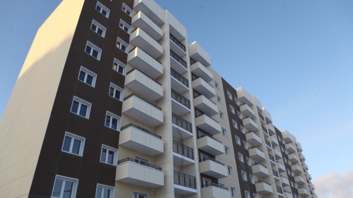 В Иркутске продолжат строительство домов для переселения людей из ветхого жилья