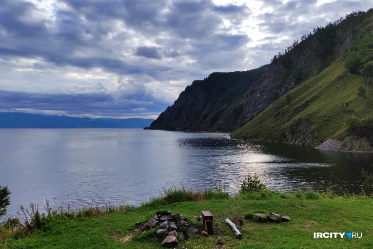 Многие россияне хотят увидеть красоты Байкала, но с осторожностью планируют отпуска