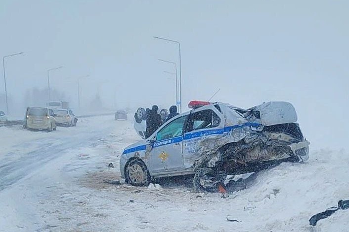 ДТП с патрульной машиной произошло на трассе Уфа — Оренбург ДТП с патрульной машиной произошло на трассе Уфа — Оренбург