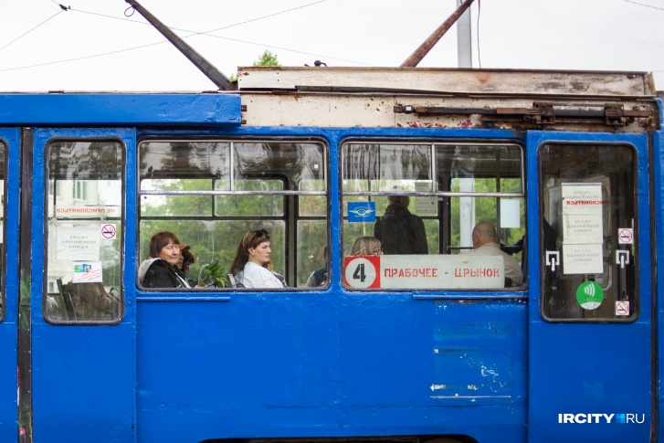 Проезд в муниципальном транспорте Иркутска вырос с 15 до 25 рублей