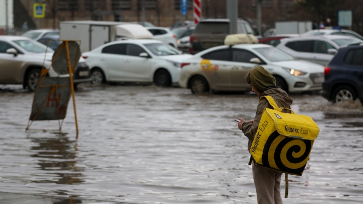 Вода есть, напора нет: стало известно, когда устранят последствия потопа в центре Казани
