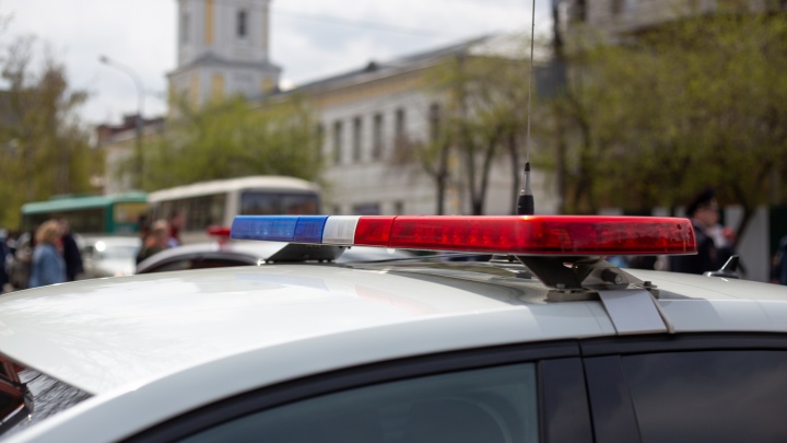 В Иркутске полицейские помогли доставить в больницу задыхающуюся 5-летнюю девочку