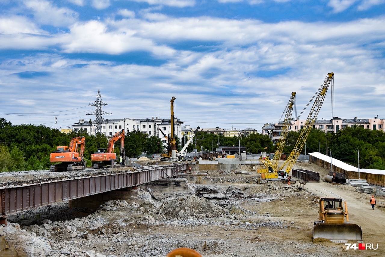 Снос старого моста из стальных балок начался летом 2021 года