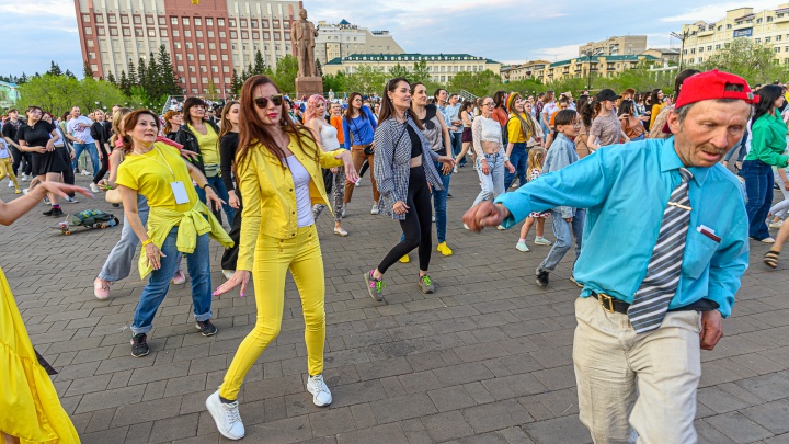 Квартирник (16+) с рэпом, электронной музыкой, стихами и танцами пройдет 7 августа на площади Ленина в Чите