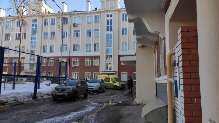 Появилось видео с места убийства семьи в центре Нижнего Новгорода