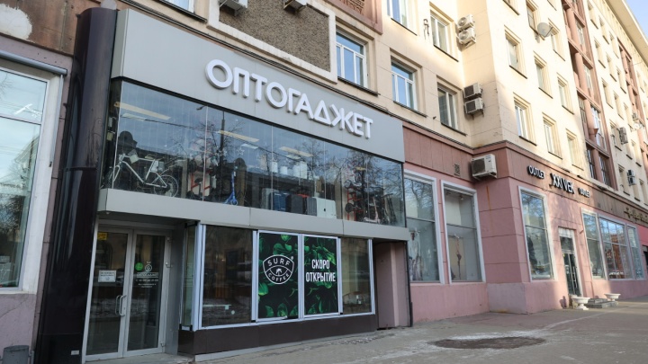 В центре Челябинска открывается третий SurfCoffee. Не слишком ли много кофеен?