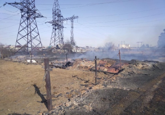 Прокуратура начала проверку из-за крупного пожара в садоводстве «Солнечный» Усольского района