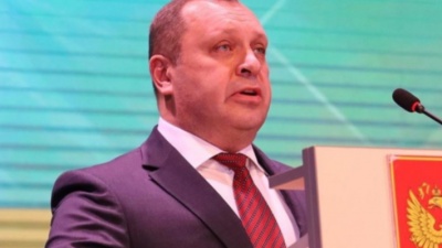 Отправленный со скандалом в отставку Цивилёвым мэр вновь стал чиновником и уехал в Донбасс