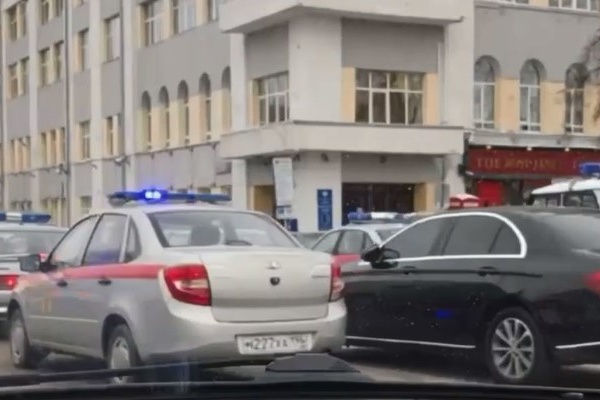 что гремит в екб. Смотреть фото что гремит в екб. Смотреть картинку что гремит в екб. Картинка про что гремит в екб. Фото что гремит в екб