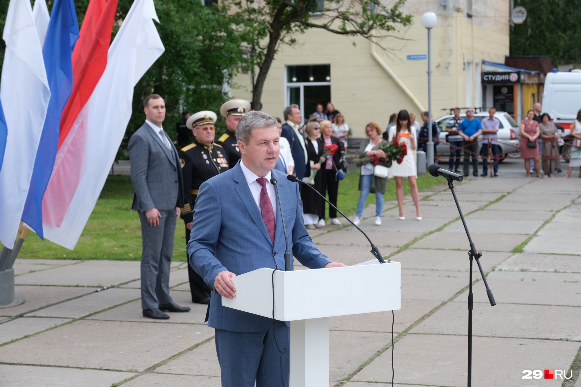 Военных моряков поздравил глава администрации Архангельска Дмитрий Морев