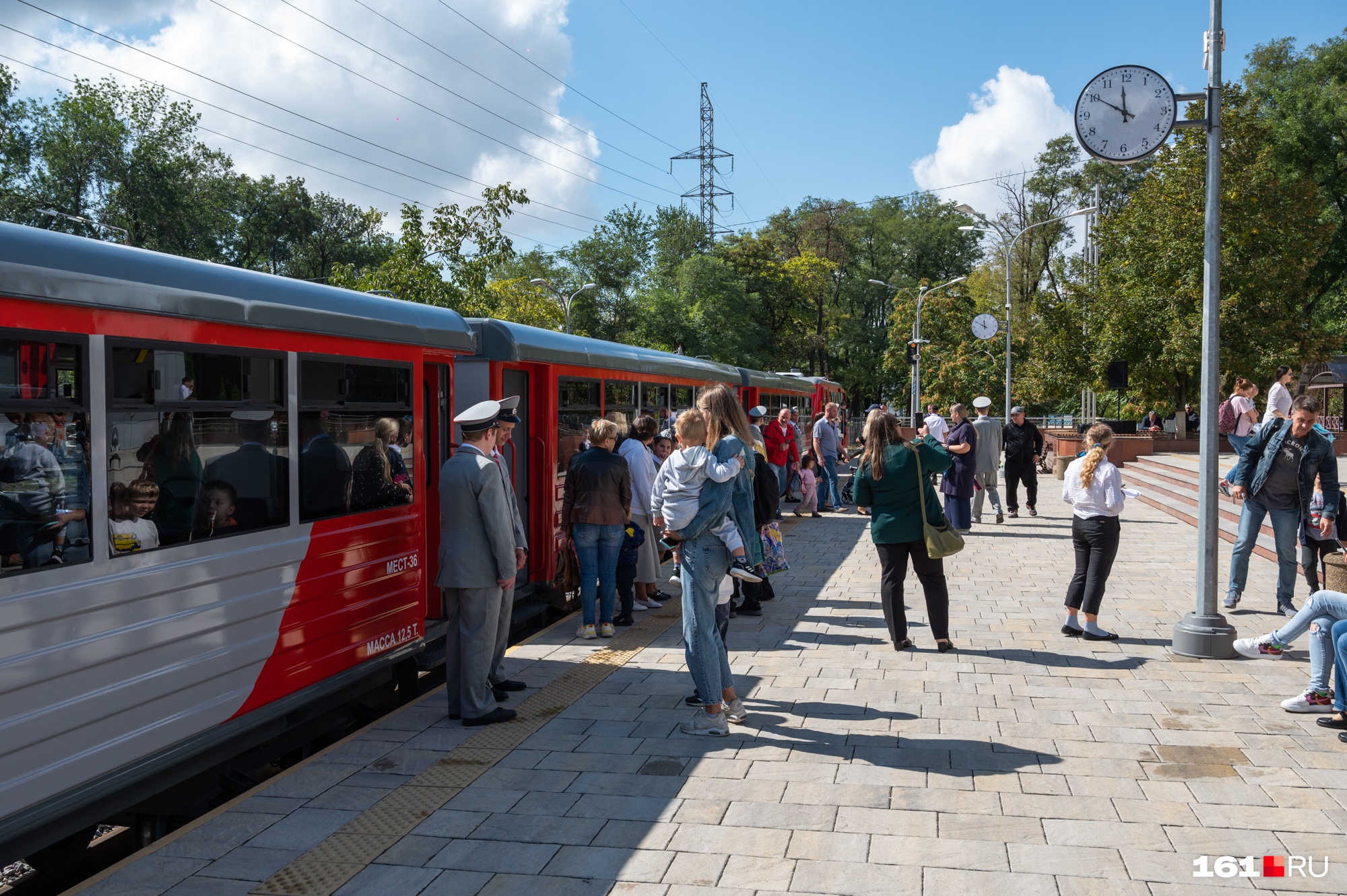 Детская железная дорога ростов. Детская железная дорога Ростов на Дону. Ростовская детская железная дорога парк. Ростовская детская железная дорога Голубев. Детская железная дорога Ростов открытие.