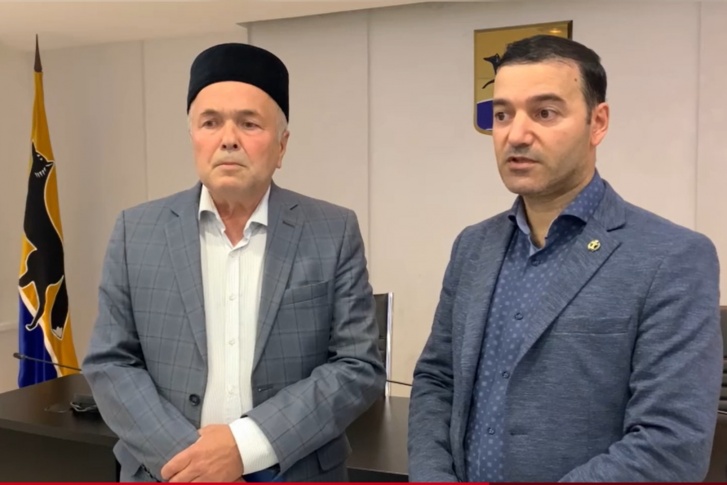 Амил Аббасов и Амир Вахитов записали обращение к сургутянам Амил Аббасов и Амир Вахитов записали обращение к сургутянам
