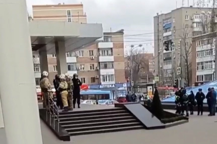 На Западном в Ростове эвакуируют ТЦ «Сокол»