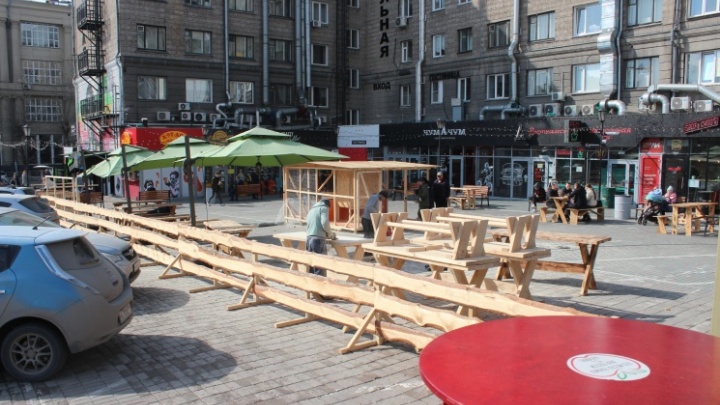«Хотелось бы сохранить атмосферу»: ресторанному дворику предлагают открыть филиал на Михайловской набережной