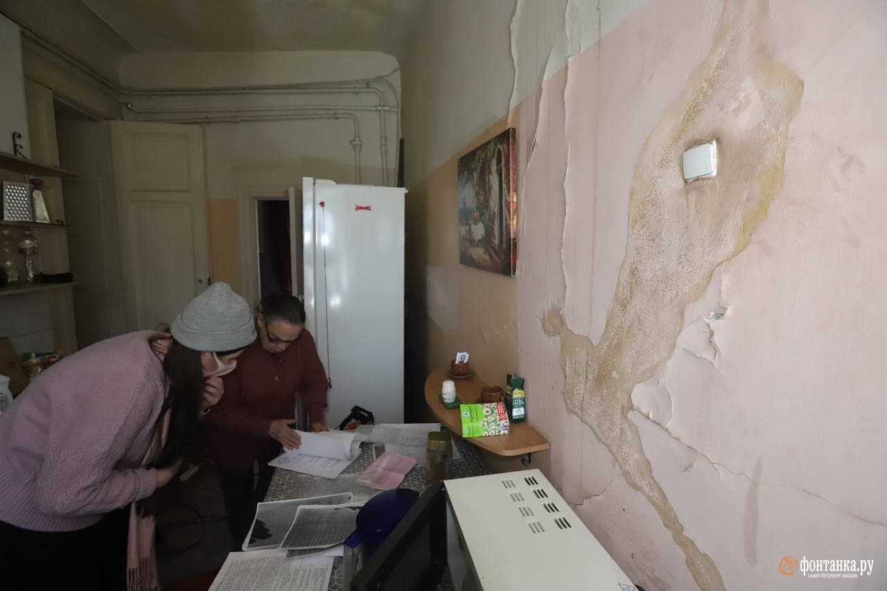 Адвоката мне точно не потянуть. Летний пожар без виновных в доме на Гончарной расцвел плесенью к зиме