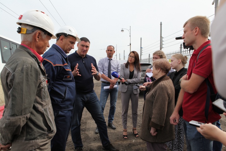 Руслан Болотов и участники проекта встретились с представителями экологических отрядов мэра