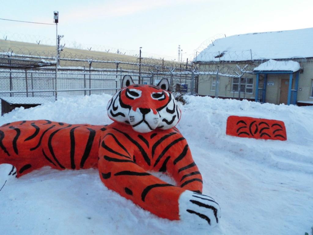 Этого четырехметрового тигра сделали в областной больнице УФСИН
