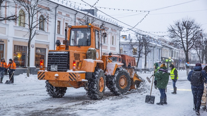 Снегоуборочное пополнение: в феврале в ярославском автопарке появилась 31 единица новой техники