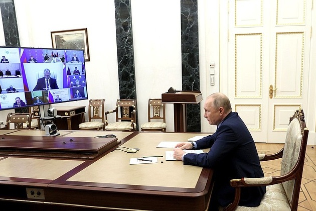 Путин пообещал, что во всём разберется следствие Путин пообещал, что во всём разберется следствие