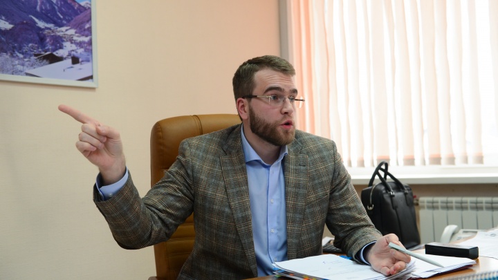 «Нам угрожают увольнением»: в Свердловской области депутаты взбунтовались против «кандидата от губернатора»
