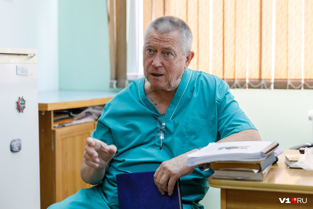 Профессор Александр Краюшкин знает всё об анатомии женской груди Профессор Александр Краюшкин знает всё об анатомии женской груди