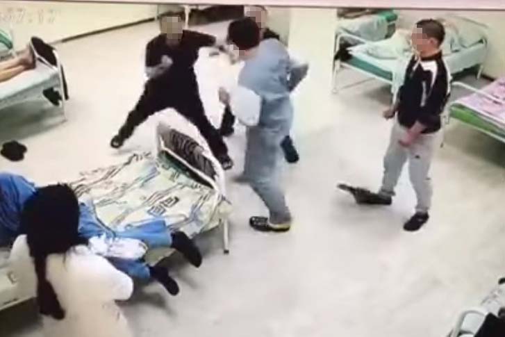 Разборки в палате произошли в марте этого года, но стало о них известно только сейчас Разборки в палате произошли в марте этого года, но стало о них известно только сейчас