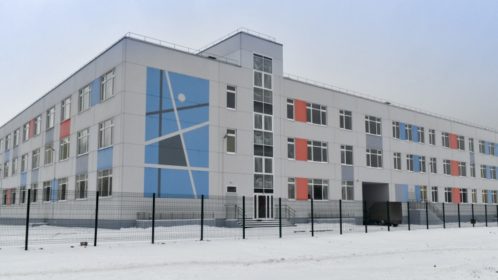 Алексей Дёмкин проверил новый корпус школы на Юнг Прикамья: строительство почти завершено