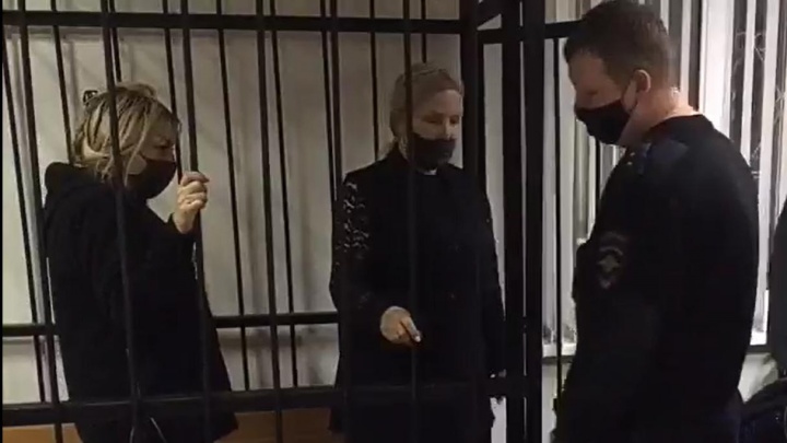 В суд пришли без шуб: в Волгограде последователей Мавроди посадили под домашний арест