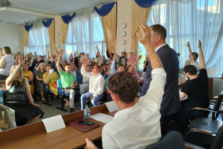 Ярославцы проголосовали за изменения, которые коснутся бывшего стадиона «Локомотив» Ярославцы проголосовали за изменения, которые коснутся бывшего стадиона «Локомотив»