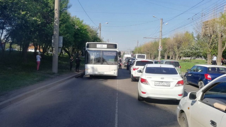 Автобус насмерть сбил 10-летнего мальчика в Красноярске