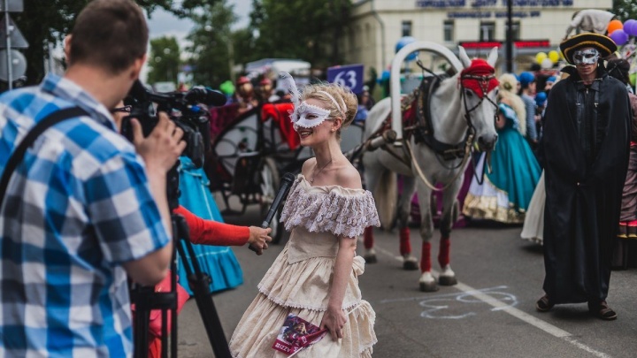 Традиционный карнавал в День города в Иркутске вернется в 2023 году, если позволит эпидобстановка