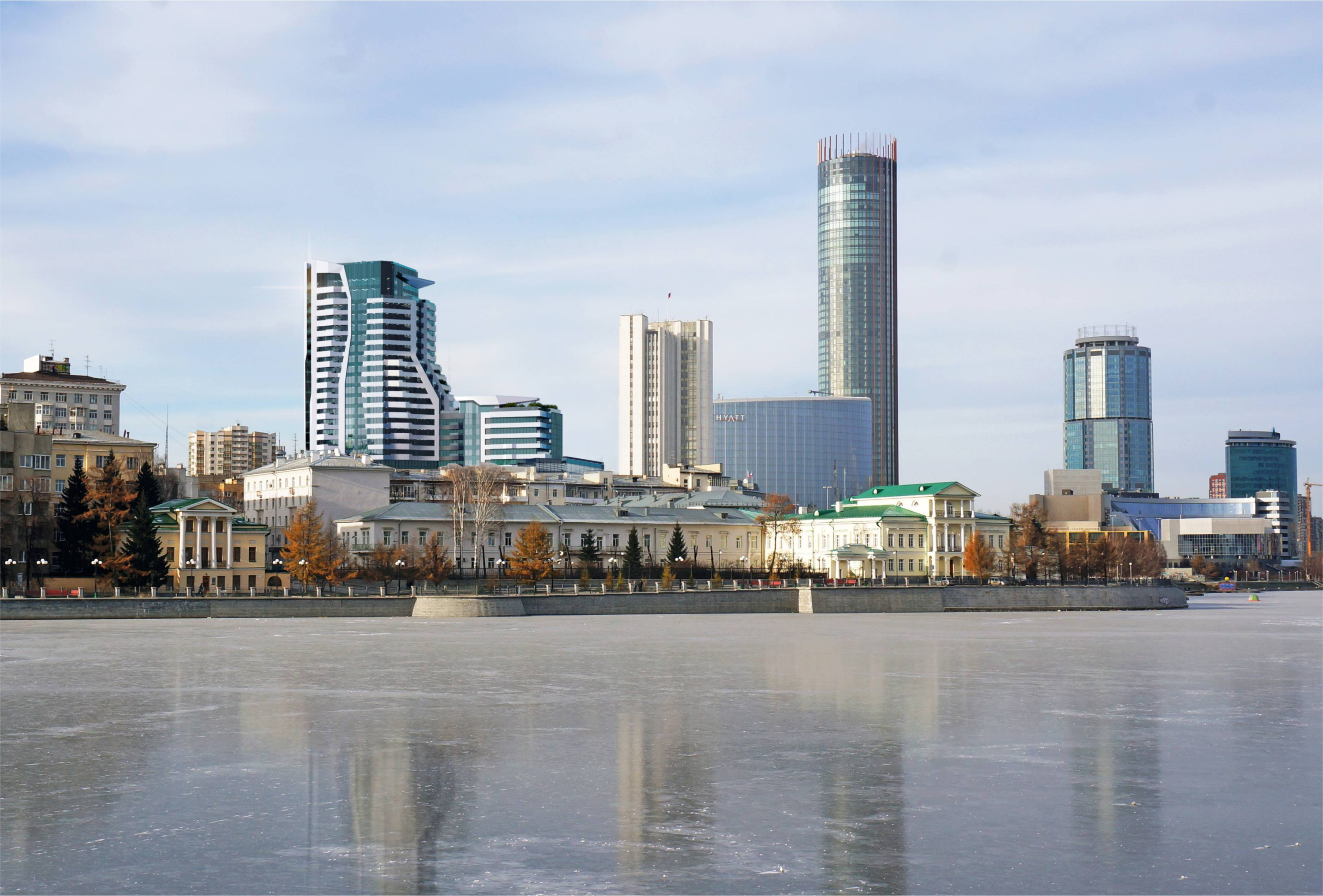 УГМК начала строить огромное здание в самом центре Екатеринбурга. Показываем, как изменится вид