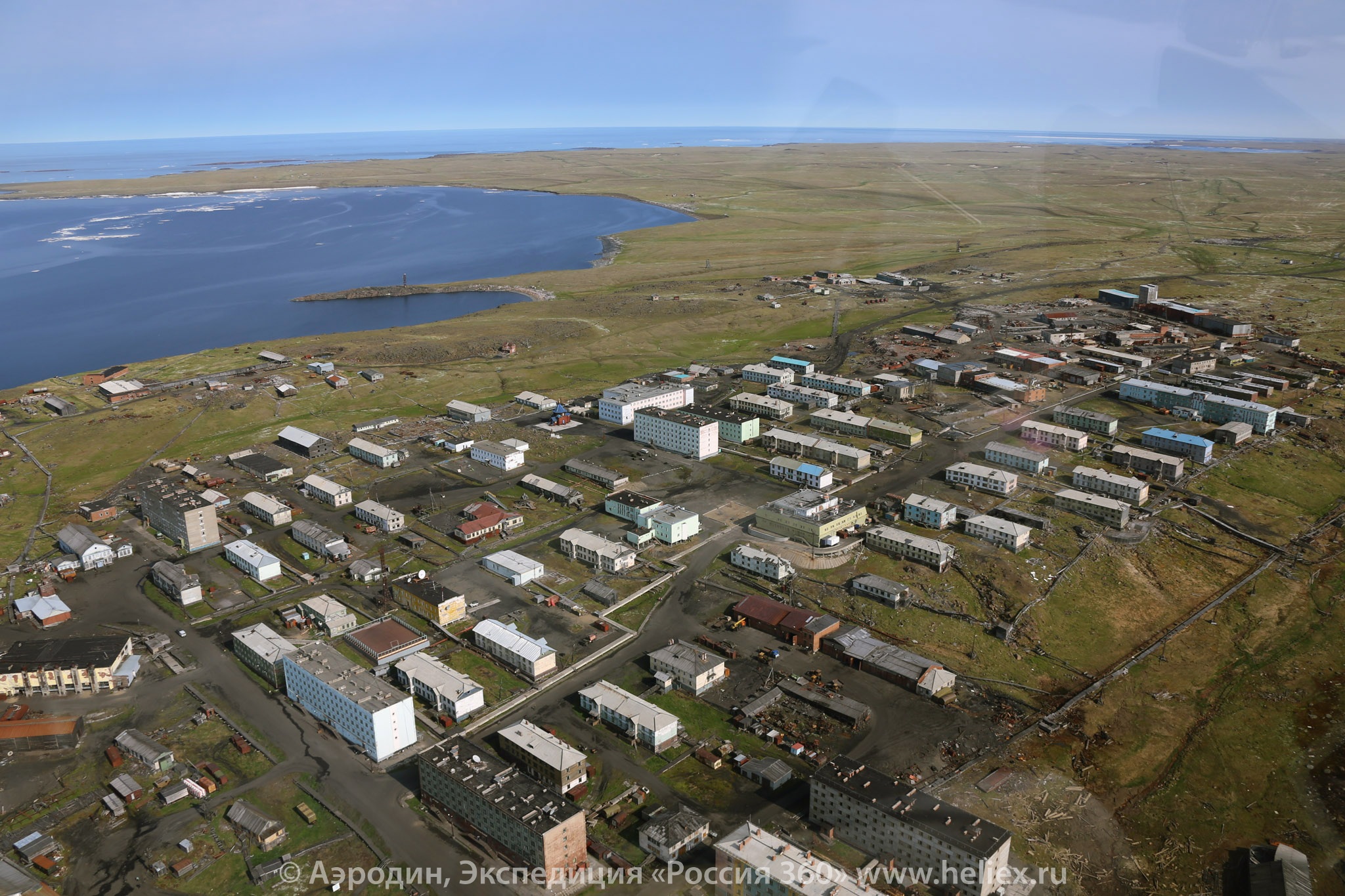 Диксон поселок городского типа. Поселок Диксон Таймыр. Остров Диксон Красноярский край. Диксон посёлок городского типа. Аэропорт Диксон Таймыр.