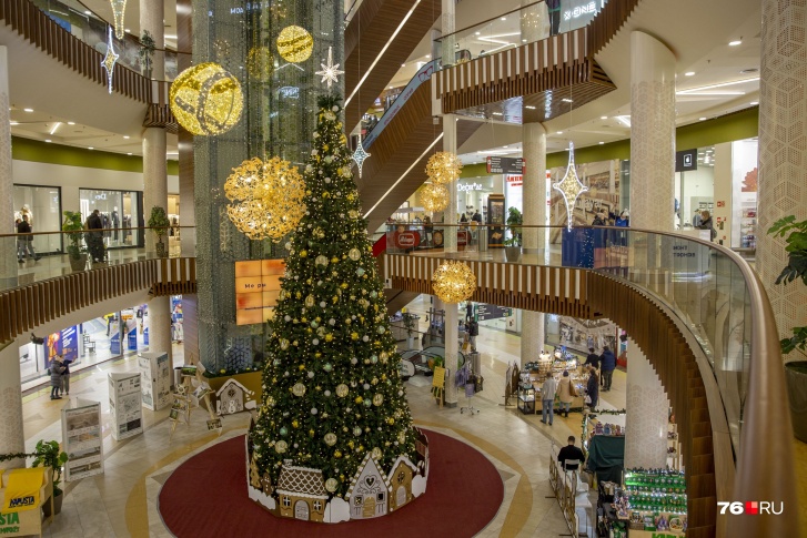 Стало известно, как будут работать торговые центры в Ярославле в Новый год