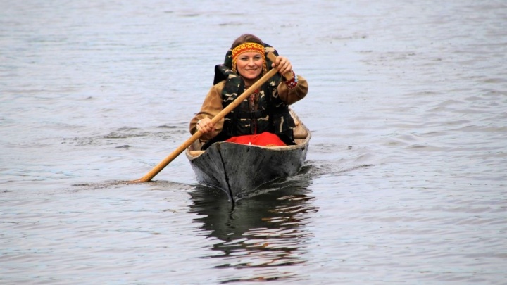 Весла на воду: в Сургуте прошли соревнования на национальных лодках