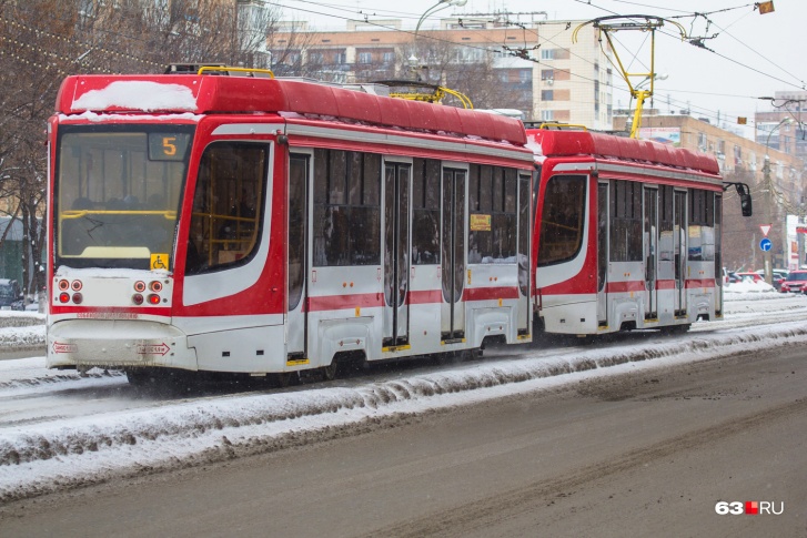 Теперь трамваи с проспекта Ленина будут поворачивать только налево и по Арцыбушевской объезжать место строительства метро